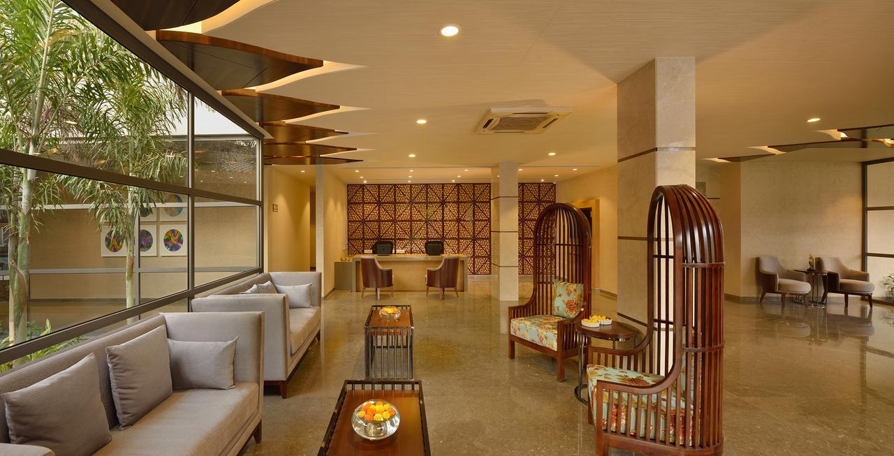 Kabir Hotel & Spa Vadodara Exterior photo